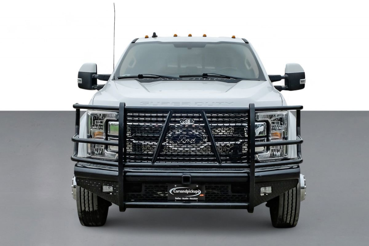 Used 2019 Ford F450 Lariat w/ Lariat Value Package AWD/4WD image 3