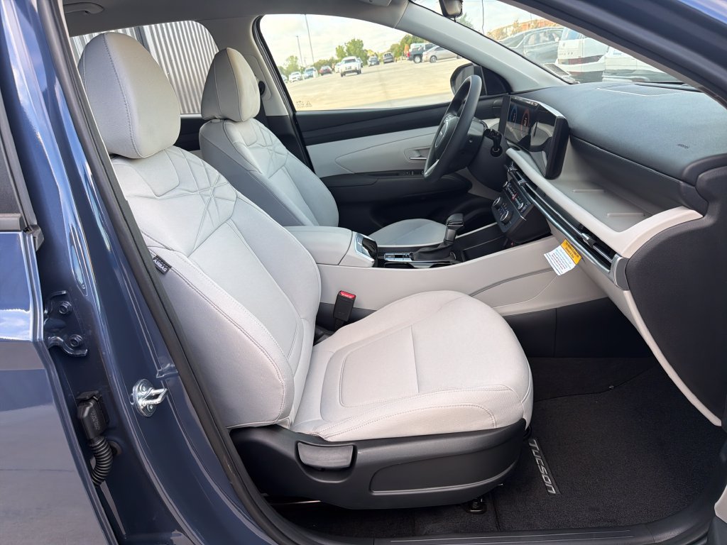 New 2026 Hyundai Tucson SE FWD image 35