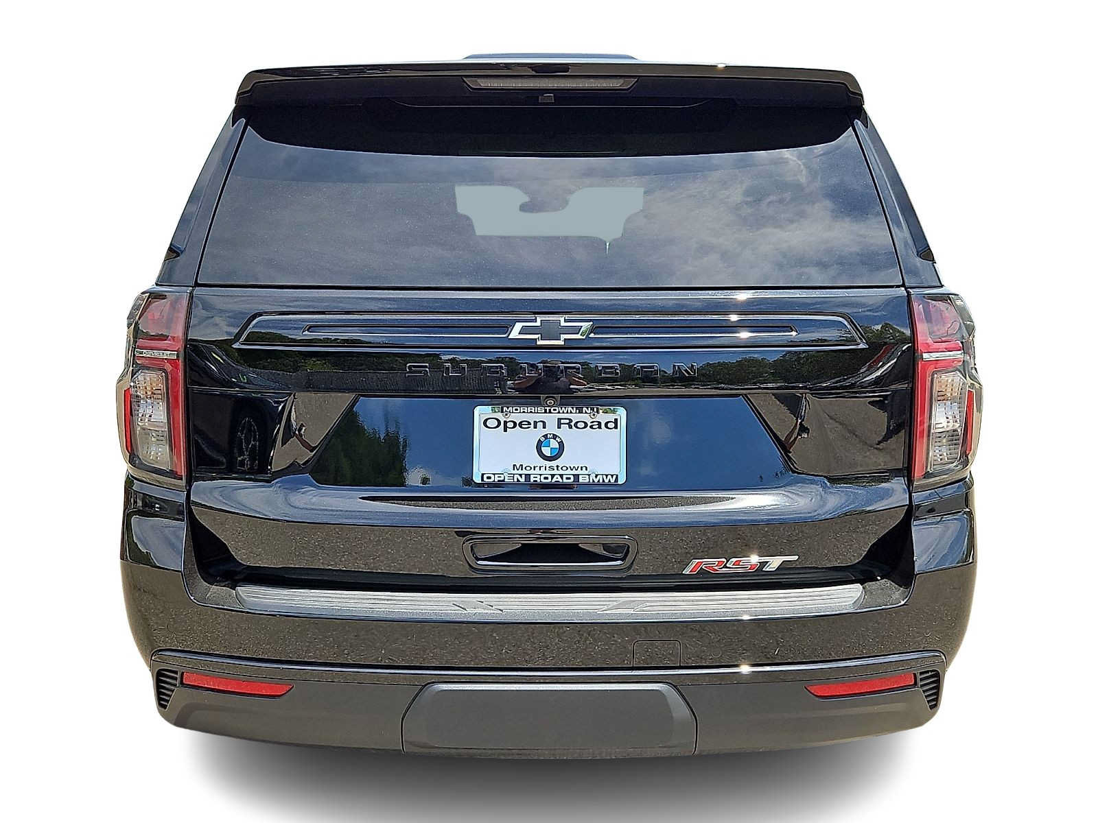 Used 2024 Chevrolet Suburban RST w/ Luxury Package AWD/4WD image 5