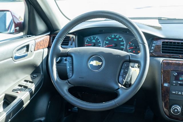 Used 2013 Chevrolet Impala LT w/ LT Sunroof Package FWD image 33