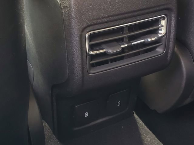 Certified 2023 Lincoln Corsair FWD w/ Equipment Group 101A image 27