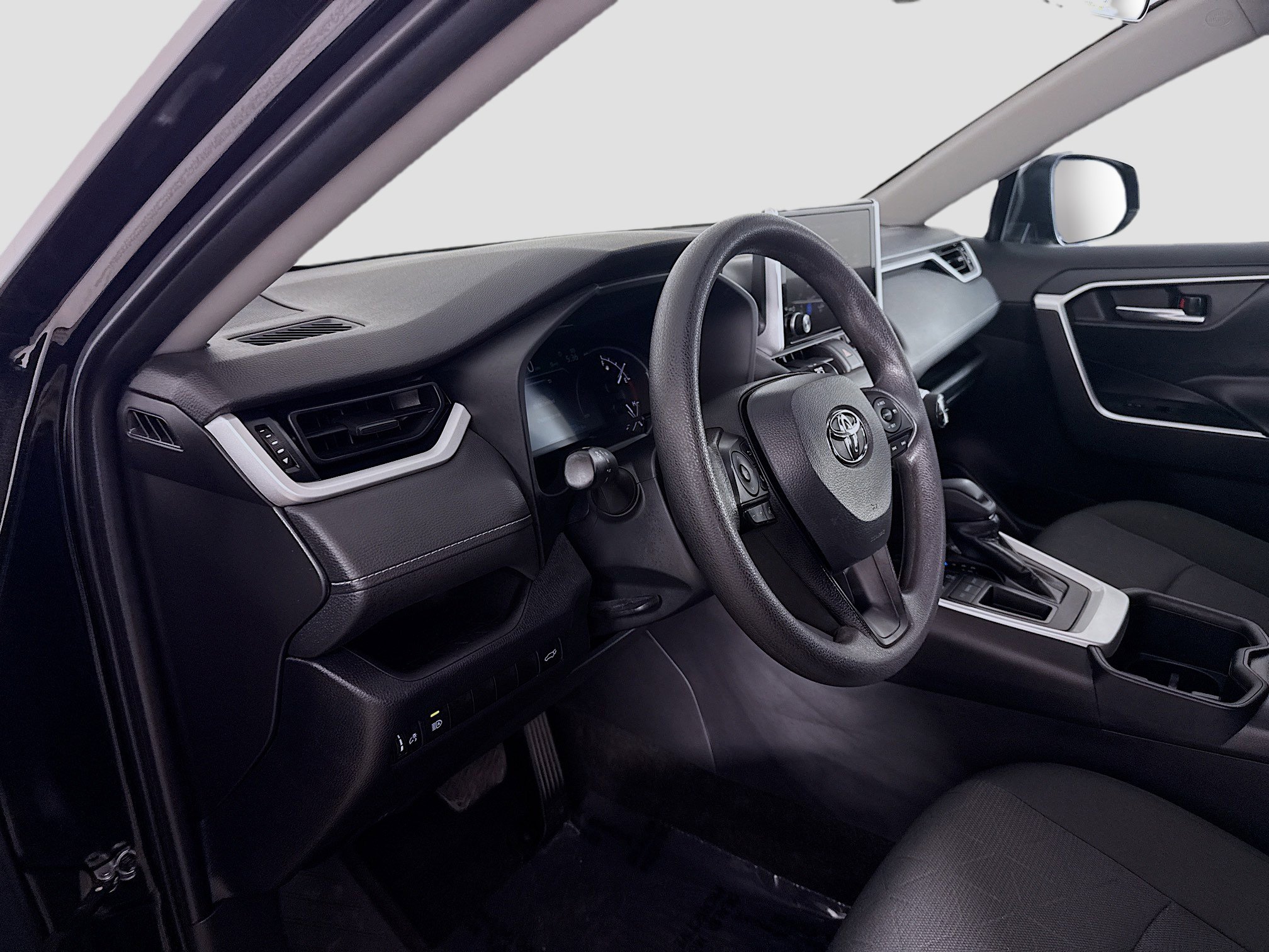 Used 2023 Toyota RAV4 XLE w/ Convenience Package image 23