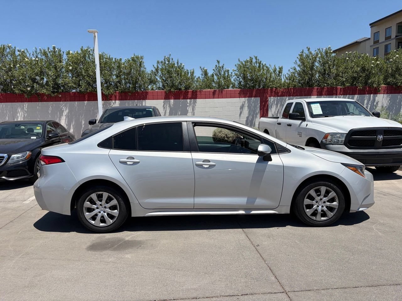 Used 2026 Toyota Corolla LE FWD image 3