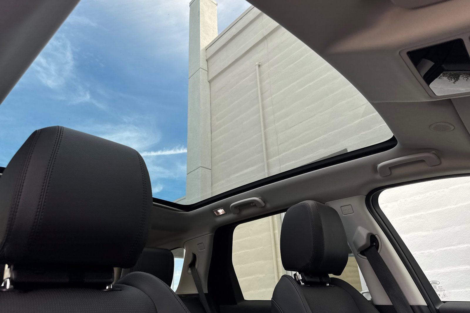 Used 2024 Land Rover Discovery Sport S image 20