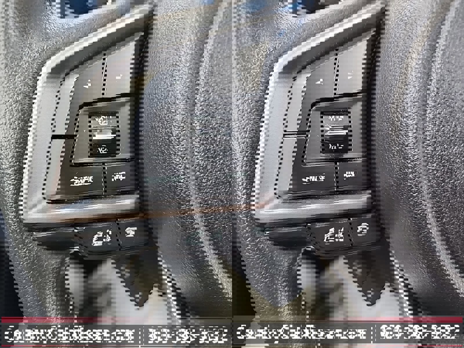 Used 2022 Subaru Forester Touring image 22