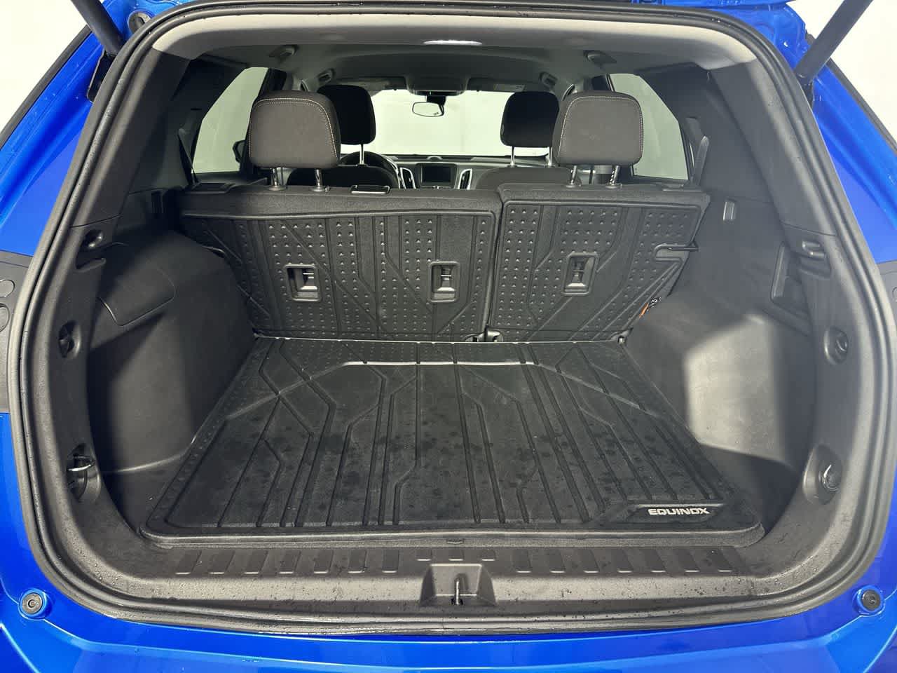 Used 2024 Chevrolet Equinox LT w/ LPO, Floor Liner Package FWD image 9