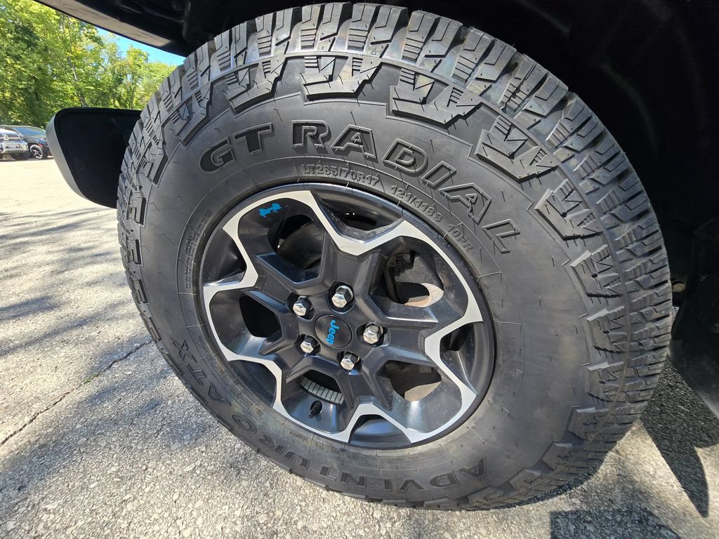 Used 2023 Jeep Wrangler Unlimited Rubicon 4xe w/ Cold Weather Group AWD/4WD image 18
