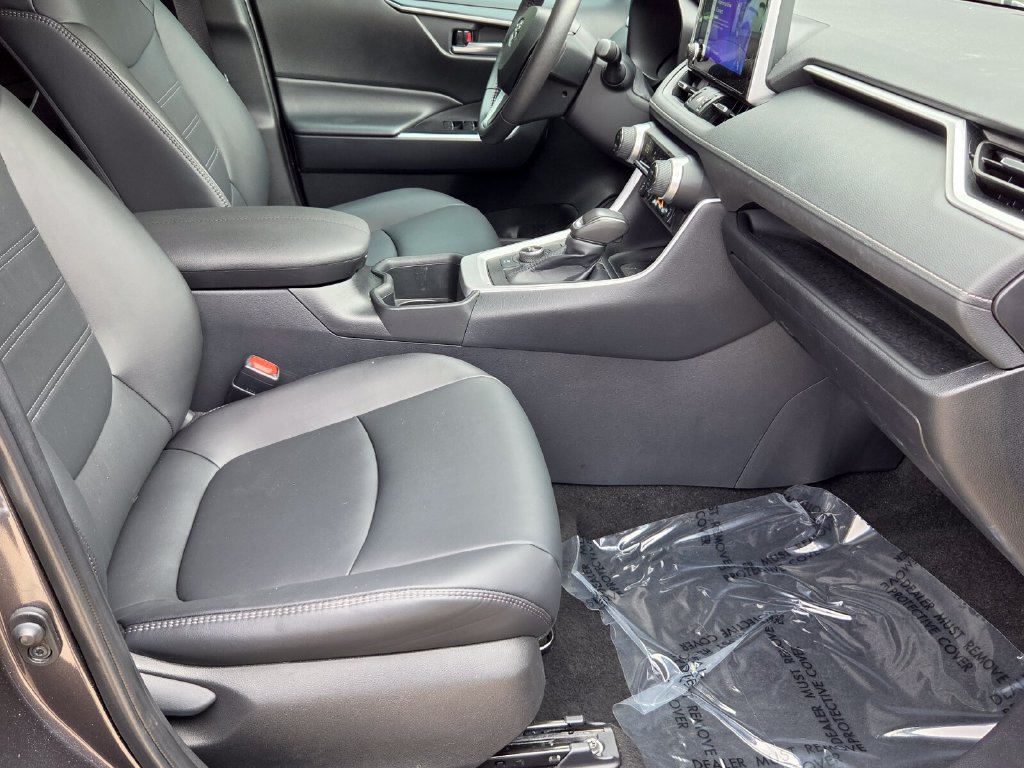 Used 2024 Toyota RAV4 XLE Premium w/ Weather Package AWD/4WD image 17