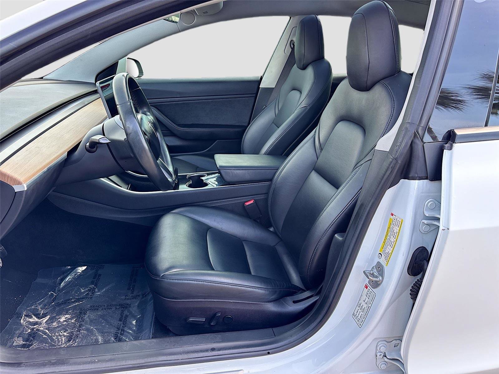 Used 2018 Tesla Model 3 Long Range RWD image 19