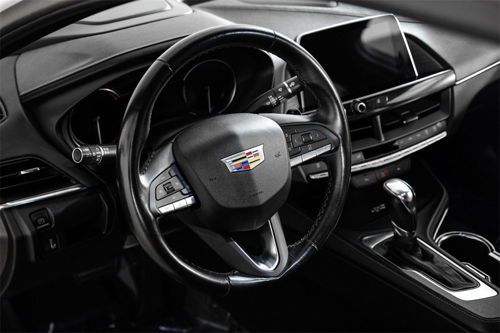 Used 2024 Cadillac CT4 Luxury image 16