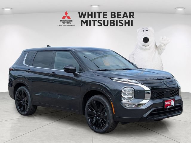 New 2026 Mitsubishi Outlander LE