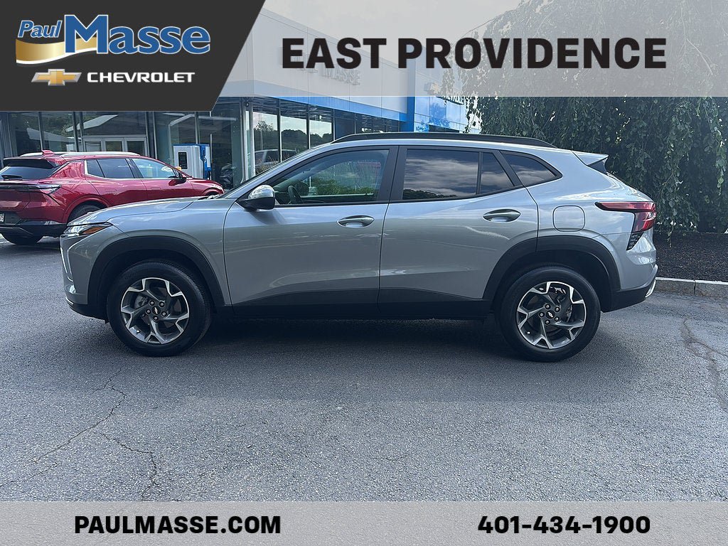 Certified 2024 Chevrolet Trax LT w/ LT Convenience Package FWD image 4