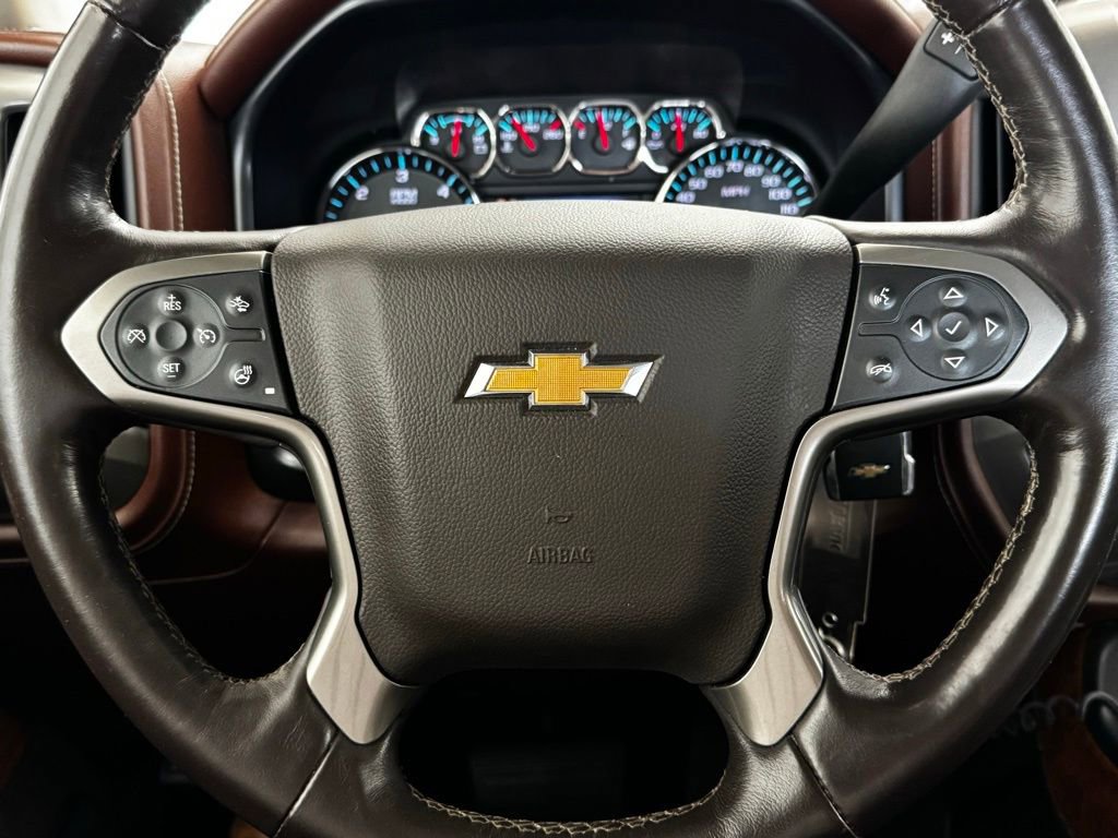 Used 2014 Chevrolet Silverado 1500 High Country w/ High Country Premium Package image 18