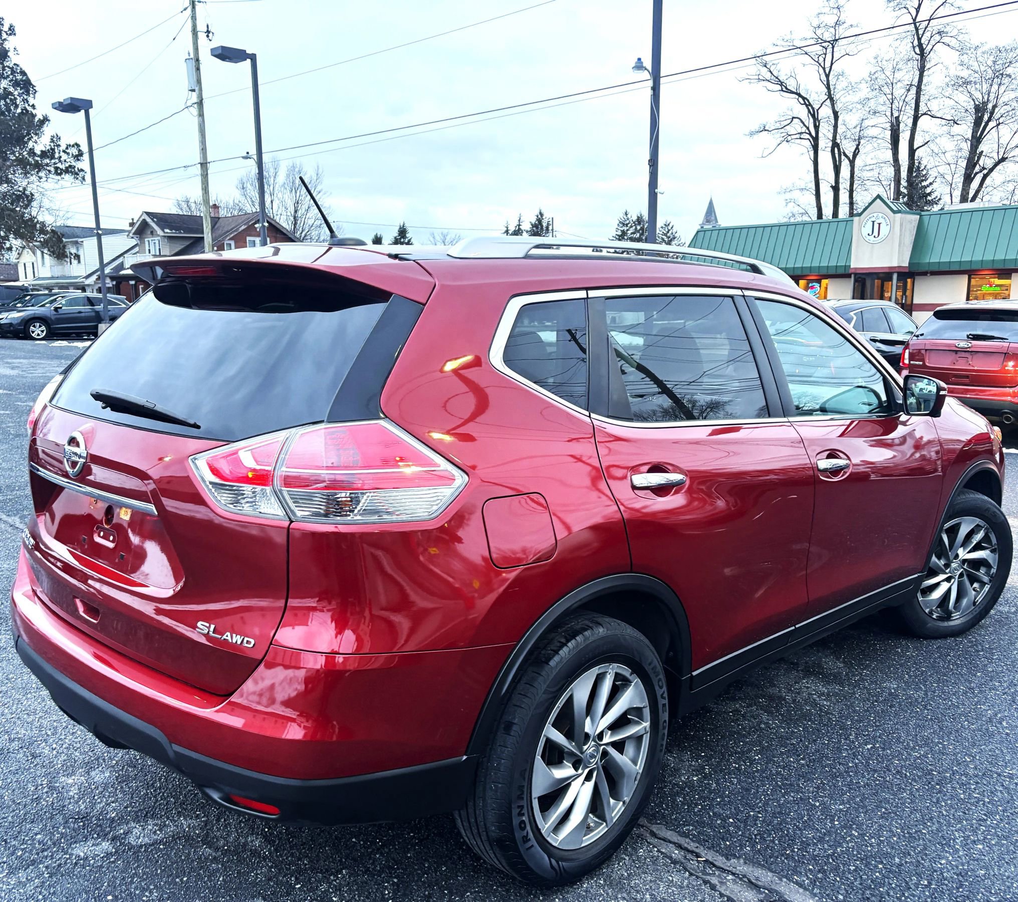 Used 2015 Nissan Rogue SL w/ SL Premium Package image 5