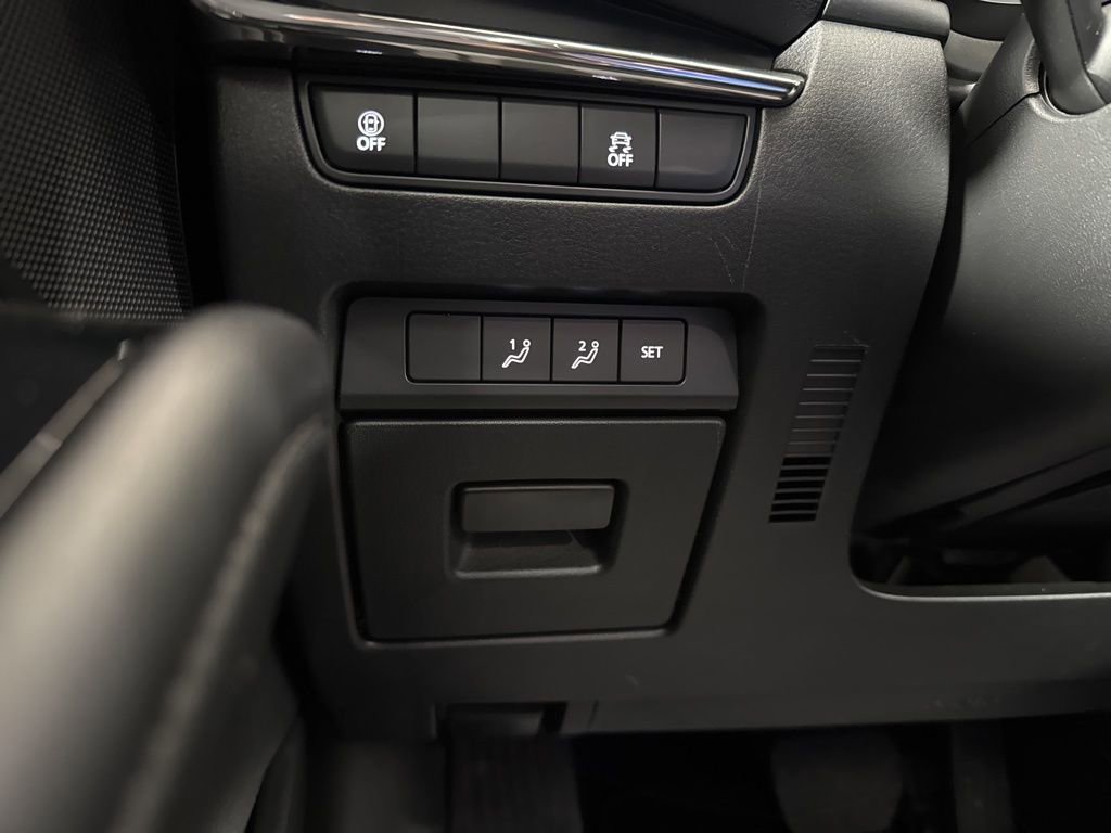 Used 2023 MAZDA MAZDA3 s image 20