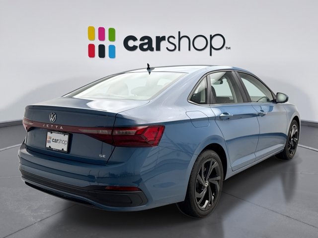 Used 2025 Volkswagen Jetta SE FWD image 5