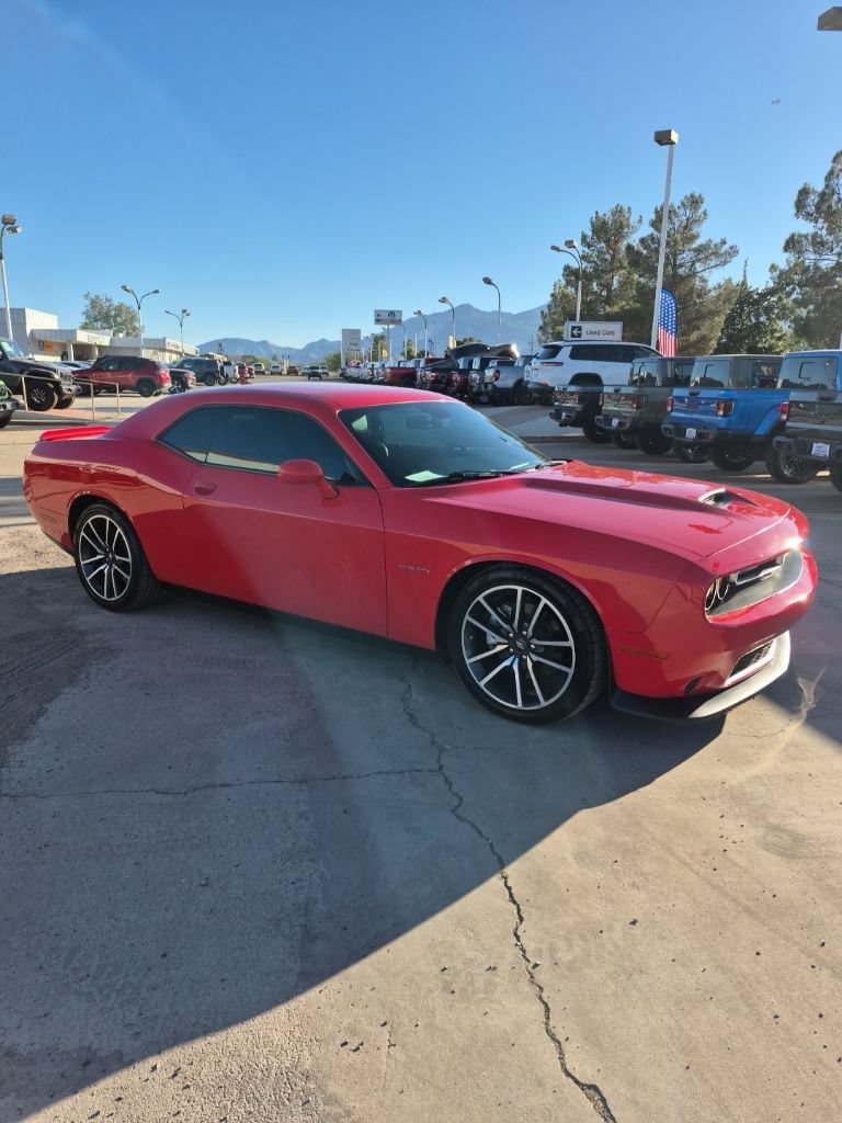 Certified 2022 Dodge Challenger R/T w/ Plus Package RWD image 3
