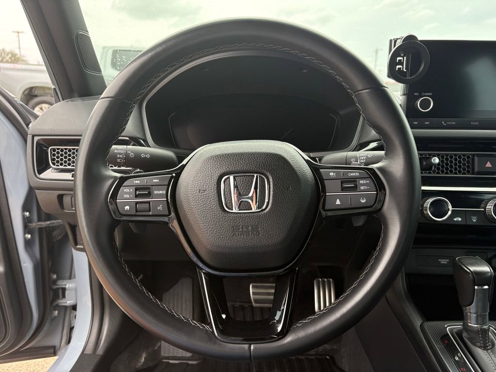 Used 2023 Honda Civic Sport image 16