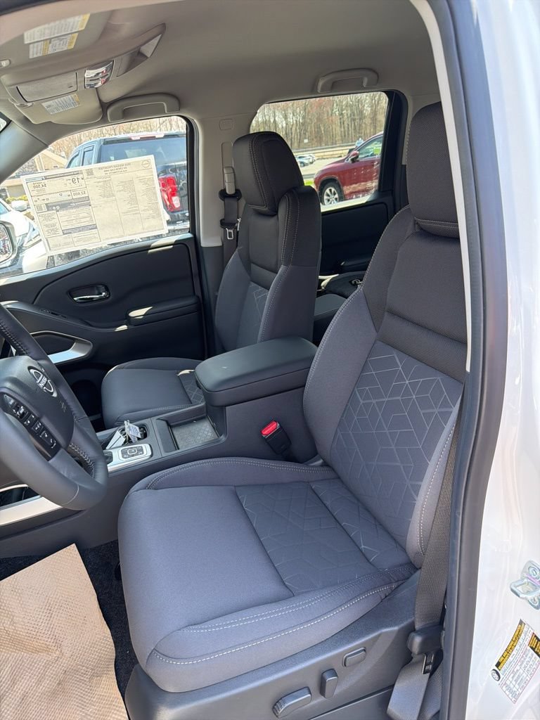 New 2026 Nissan Frontier SV w/ SV Convenience Package AWD/4WD image 18