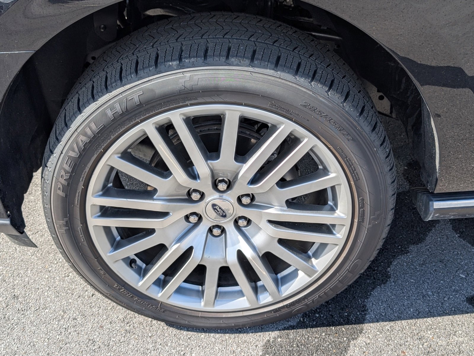 Used 2023 Ford Expedition Max Limited image 27