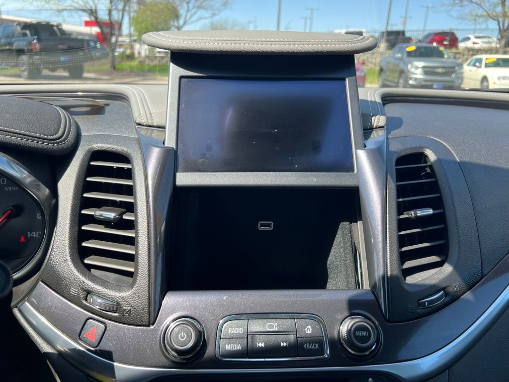 Used 2015 Chevrolet Impala LT w/ Convenience Package FWD image 38