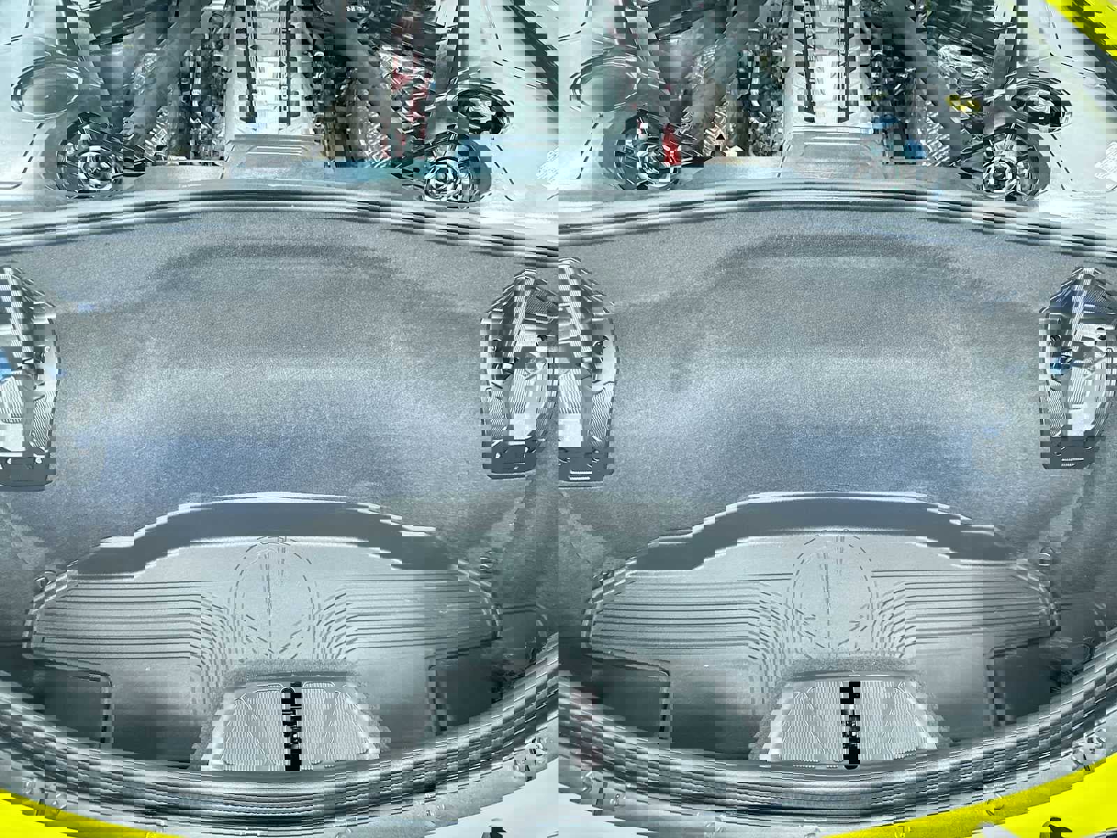 Used 2023 Chevrolet Corvette Stingray Premium Cpe image 38