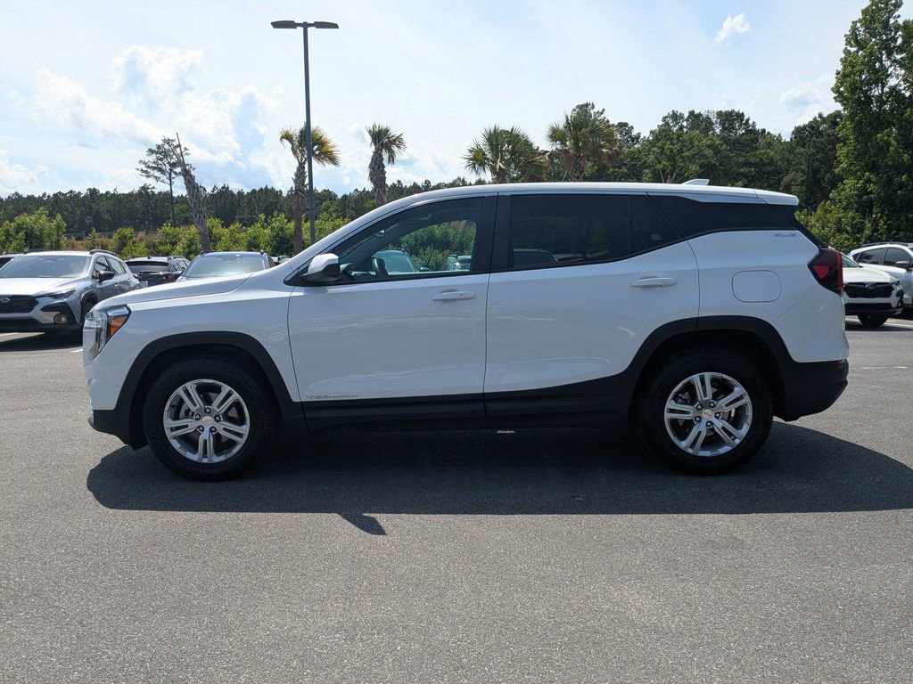 Used 2024 GMC Terrain SLE FWD image 7