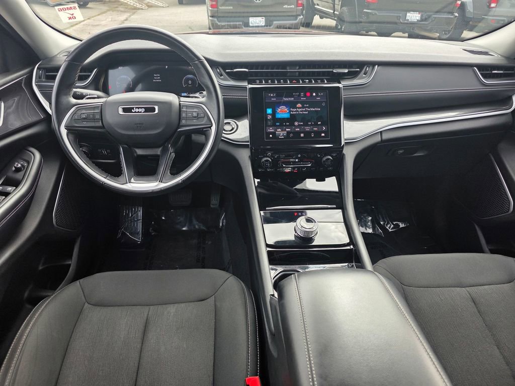 Used 2022 Jeep Grand Cherokee L Laredo w/ Luxury Tech Group I image 20