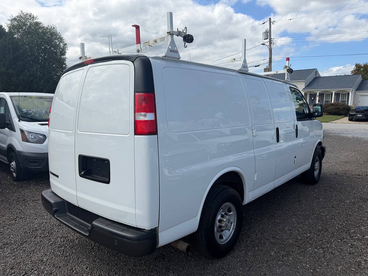 Used 2020 Chevrolet Express 2500 w/ Driver Convenience Package RWD image 5