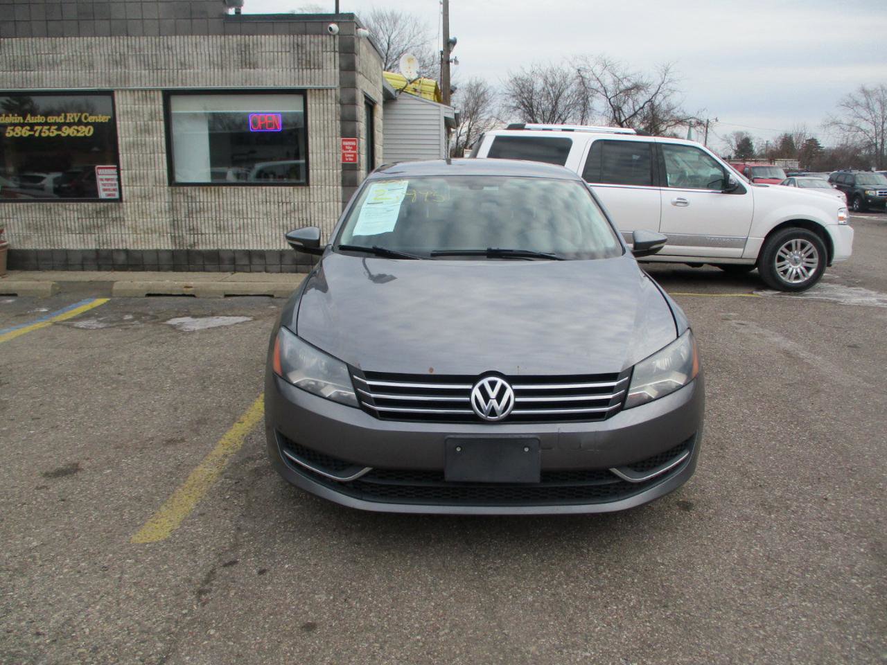 Used 2012 Volkswagen Passat 2.5 SE image 2