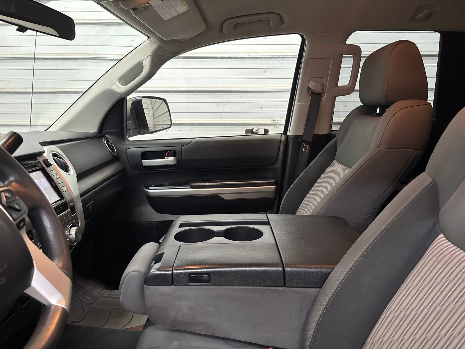 Used 2015 Toyota Tundra SR5 AWD/4WD image 21