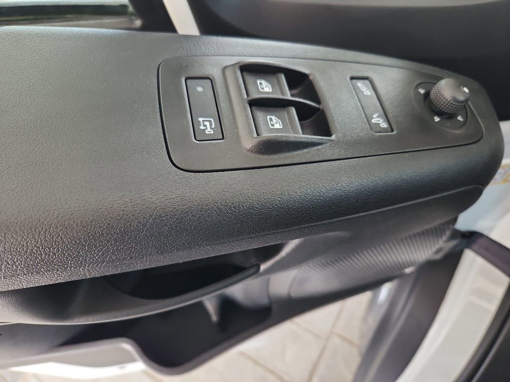 Used 2026 RAM ProMaster 2500 w/ Convenience Group FWD image 32