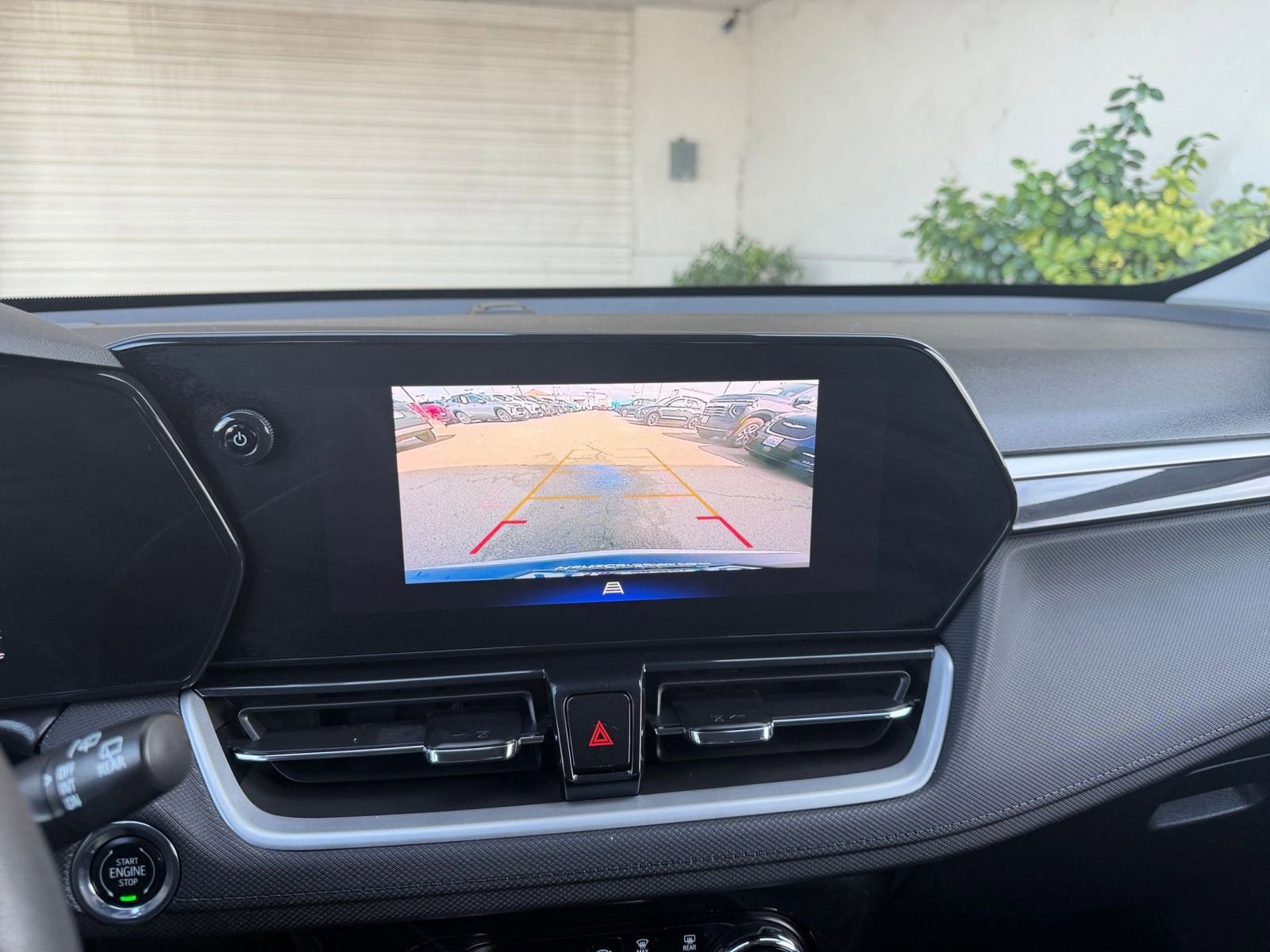 Used 2025 Chevrolet TrailBlazer LT image 24