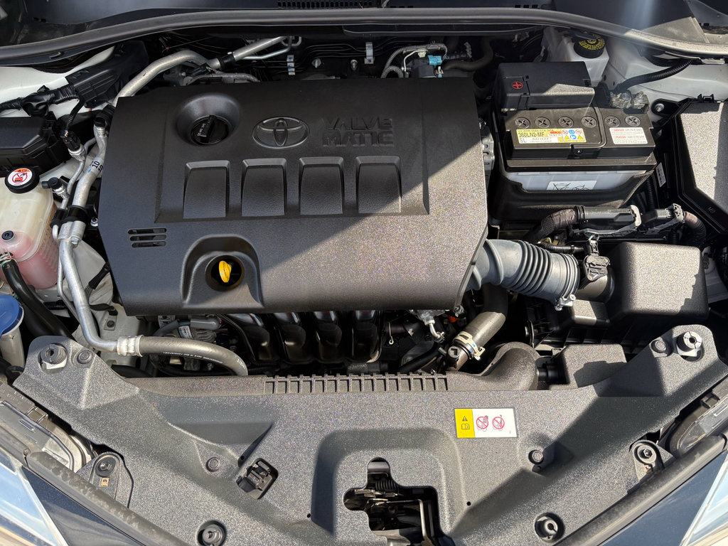 Used 2021 Toyota C-HR LE image 27