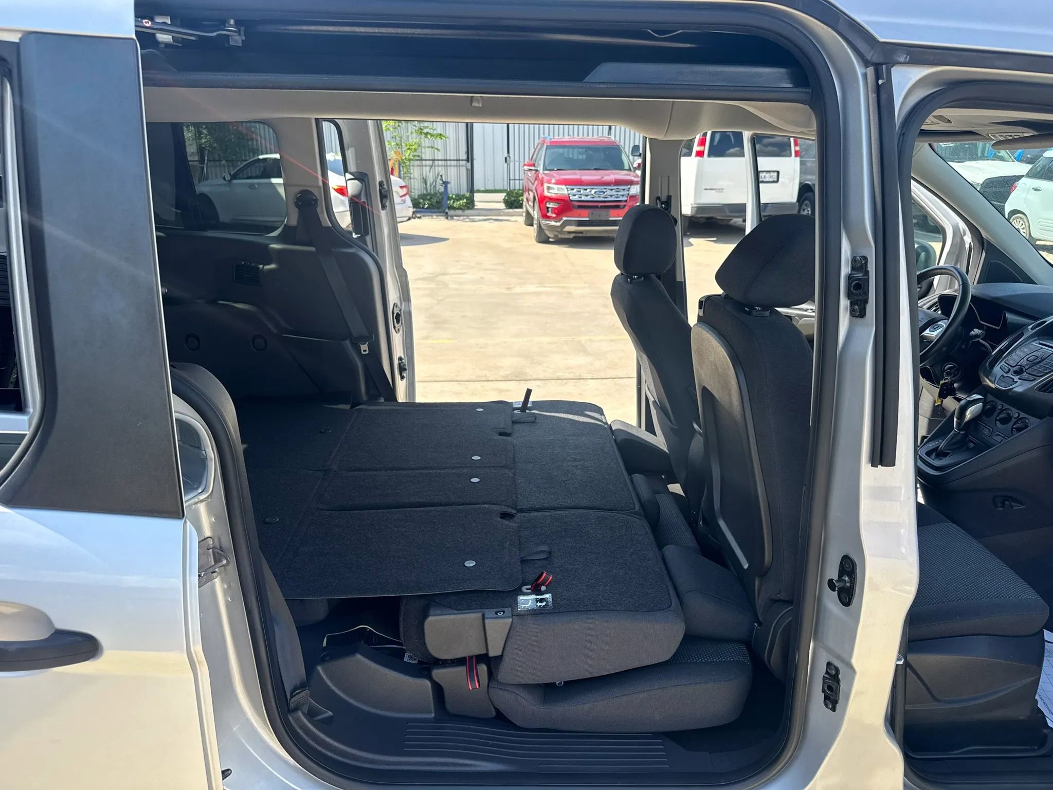 Used 2017 Ford Transit Connect XL FWD image 37