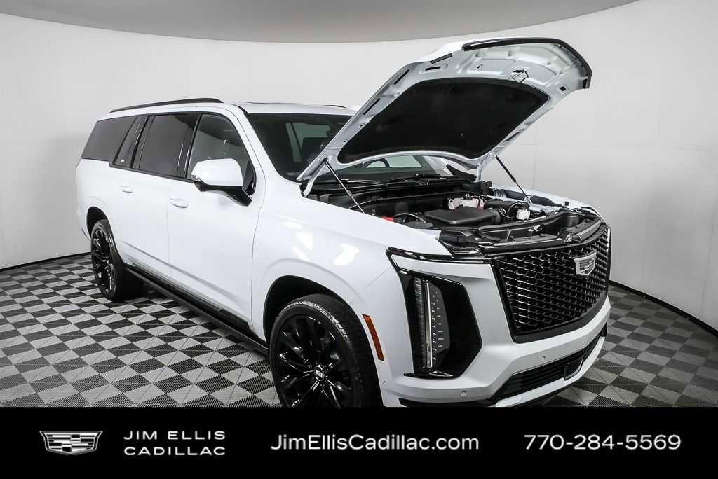 Certified 2026 Cadillac Escalade ESV Platinum Sport w/ LPO, ONYX Package AWD/4WD image 36