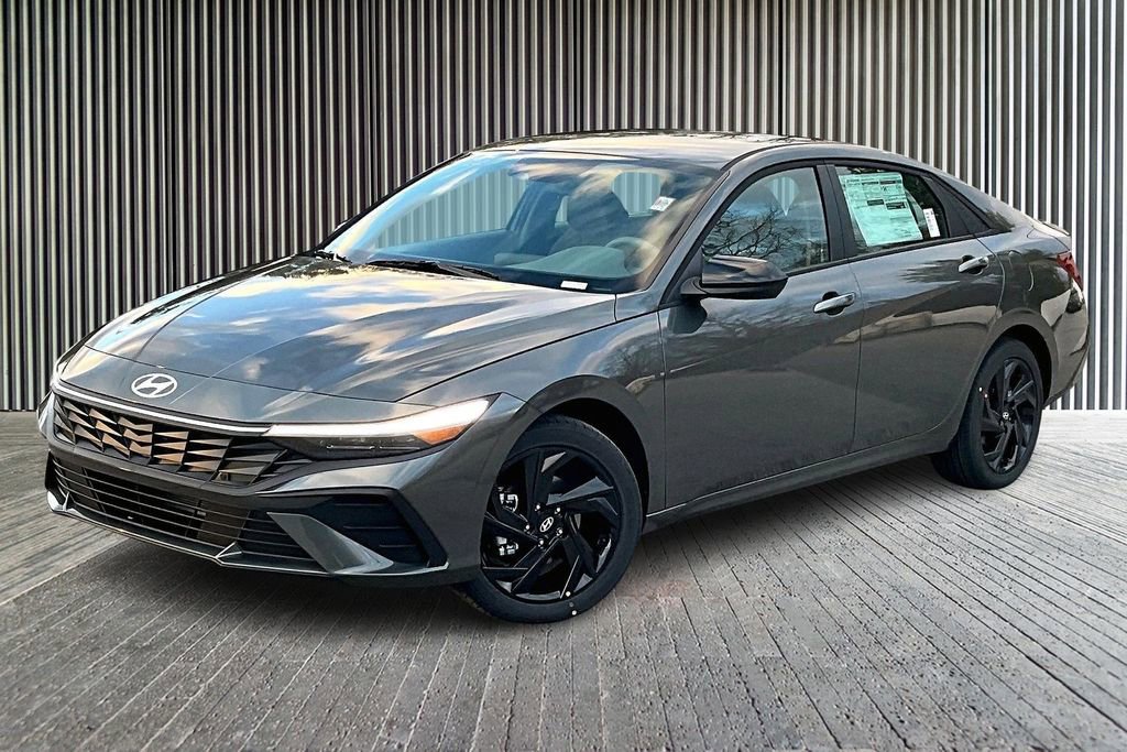 New 2026 Hyundai Elantra Sport image 2