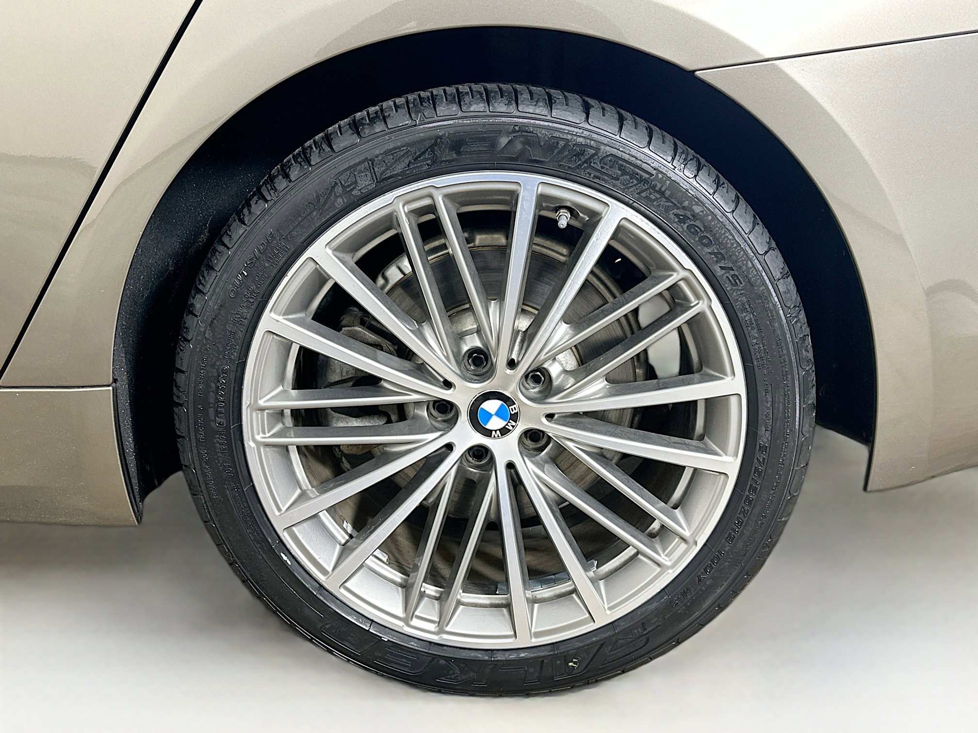 Used 2018 BMW 530i image 11