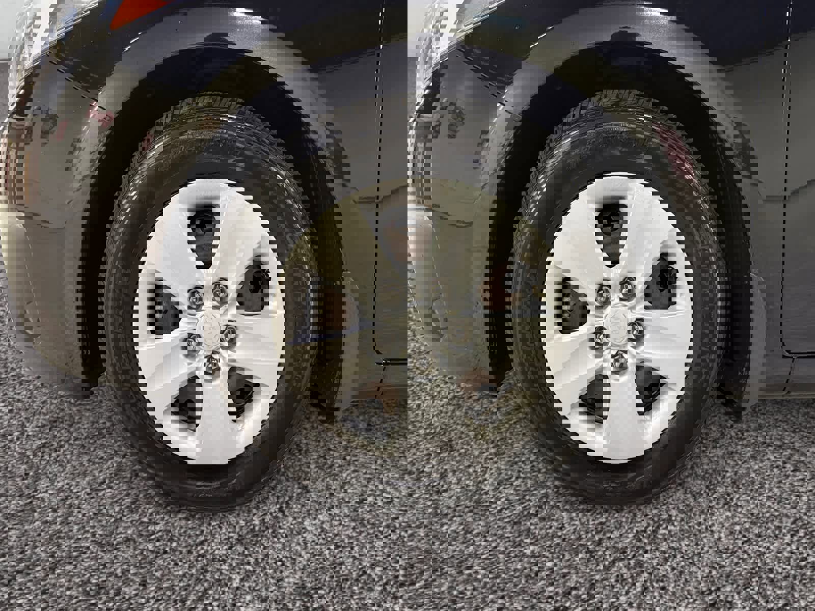 Used 2018 Kia Forte LX w/ LX Rear Camera Package image 18