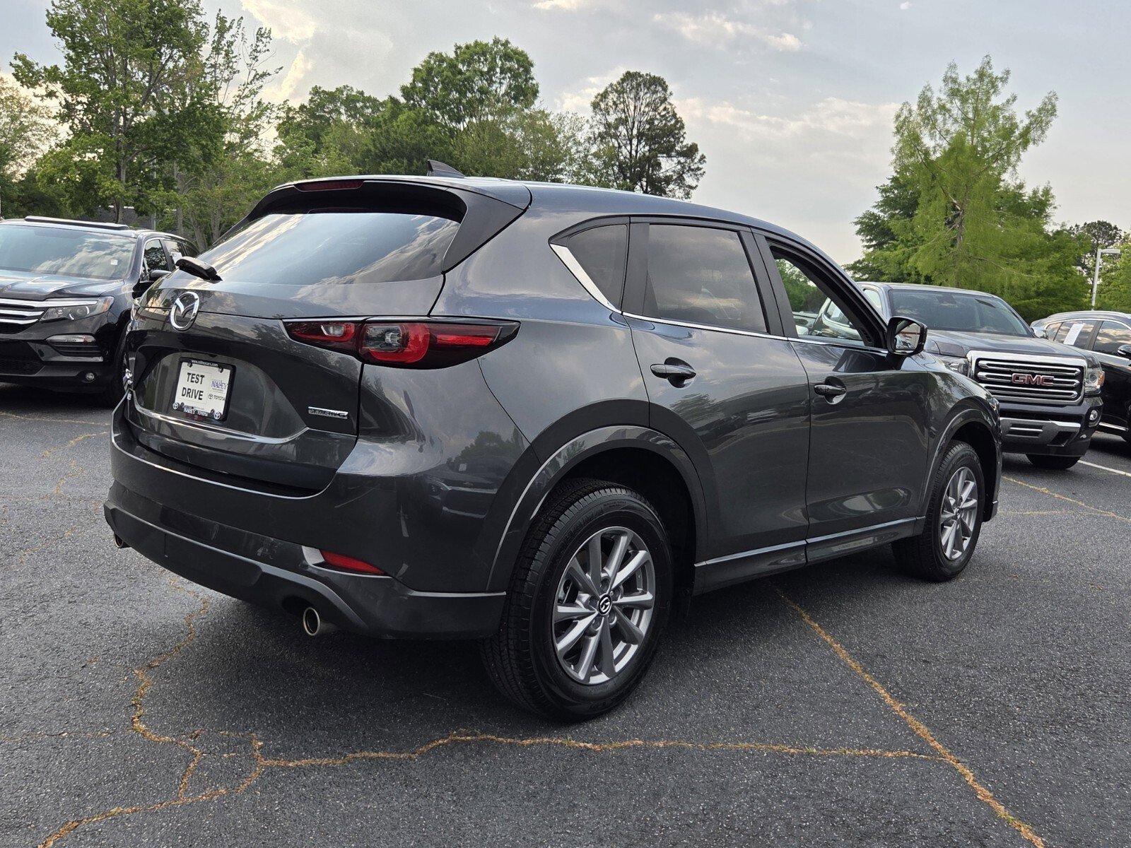 Used 2024 MAZDA CX-5 AWD 2.5 S w/ Select Package image 4