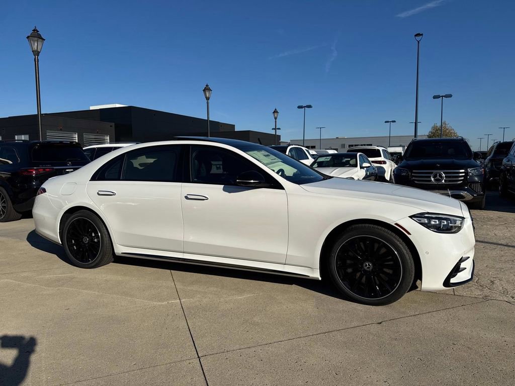 New 2025 Mercedes-Benz S 580 4MATIC Sedan image 9
