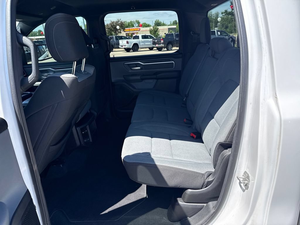 Used 2023 RAM 1500 Big Horn AWD/4WD image 17