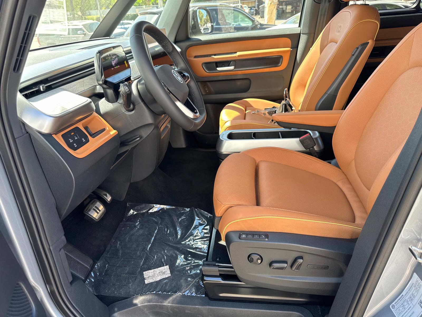 New 2025 Volkswagen ID. Buzz Pro S Plus image 16