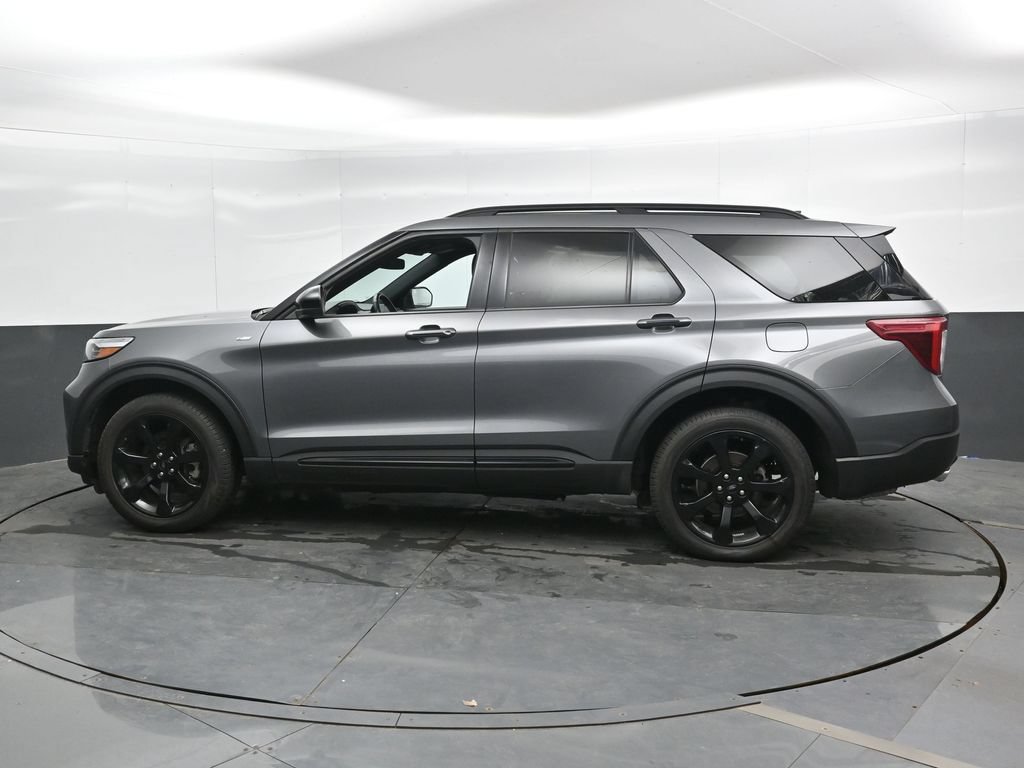 Used 2023 Ford Explorer ST-Line w/ Class IV Trailer Tow Package AWD/4WD image 8