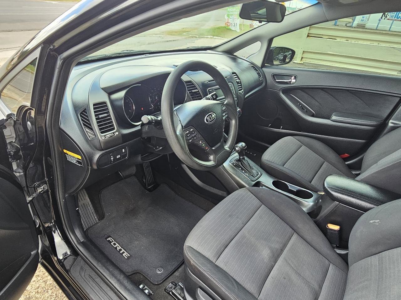Used 2014 Kia Forte LX w/ Popular Package FWD image 12