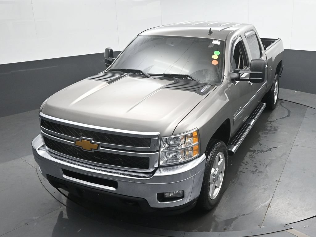 Used 2013 Chevrolet Silverado 2500 LT w/ Custom Sport Truck Package RWD image 29