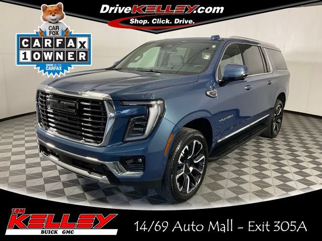 Used 2025 GMC Yukon XL Elevation w/ LPO, Elevation Black Package AWD/4WD image 1