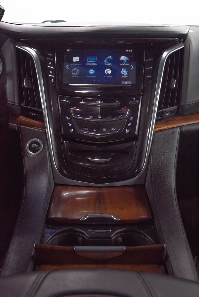 Used 2017 Cadillac Escalade ESV Premium Luxury AWD/4WD image 23