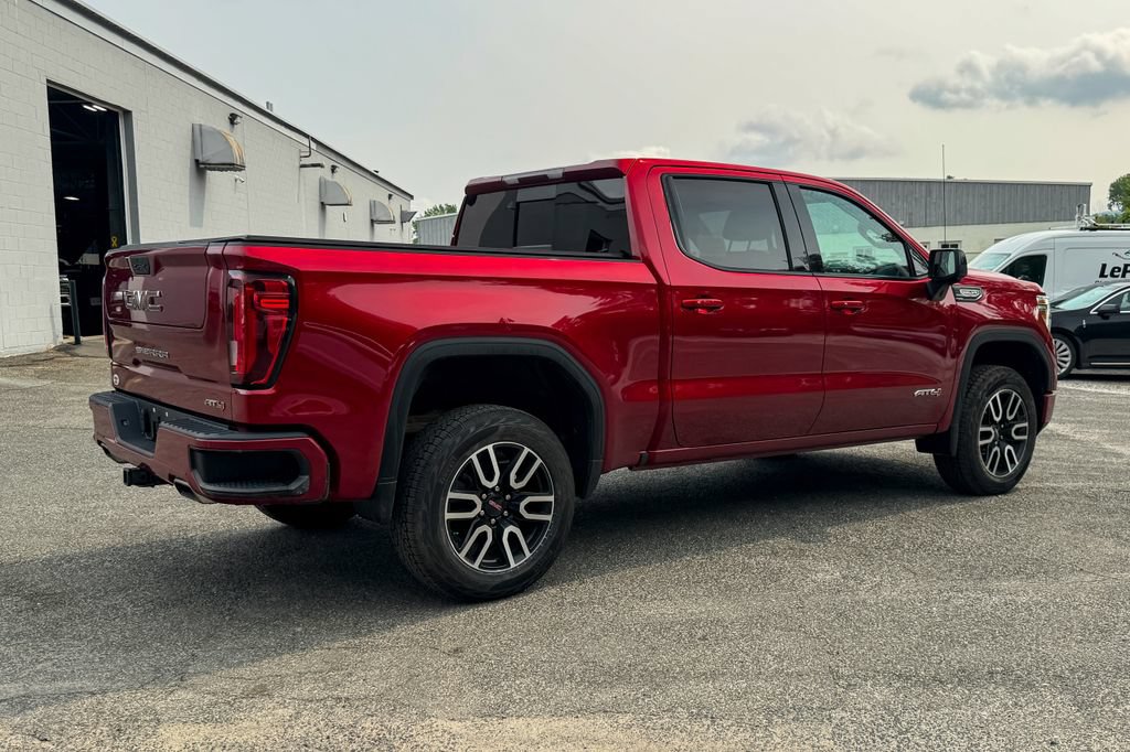 Used 2021 GMC Sierra 1500 AT4 w/ AT4 Preferred Package AWD/4WD image 3