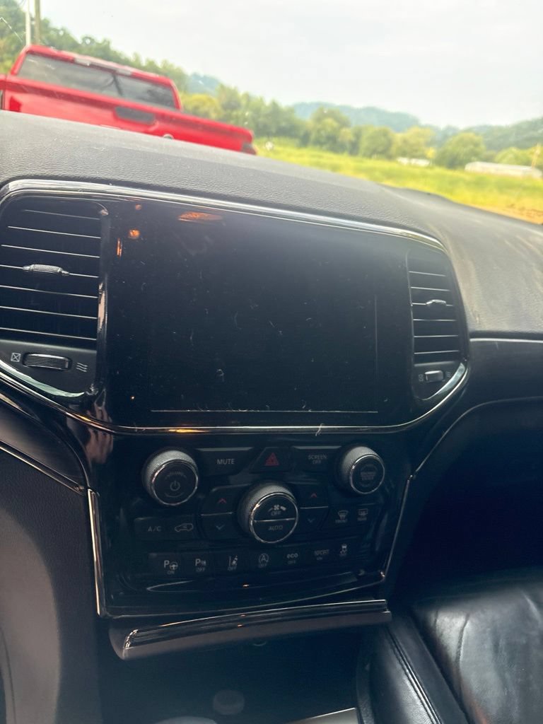 Used 2021 Jeep Grand Cherokee Limited X AWD/4WD image 18